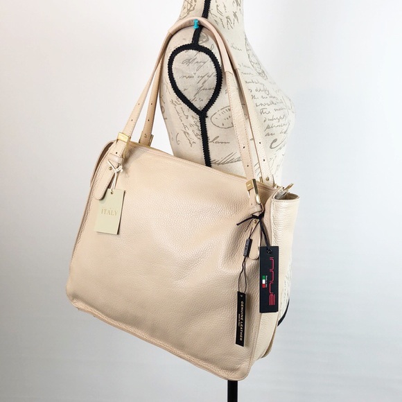 innue shoulder bag